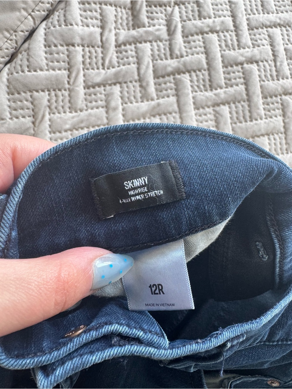 Express Women’s Skinny Jeans in Dark Blue with Knee Slits - Size 12 - Picture 5 of 5